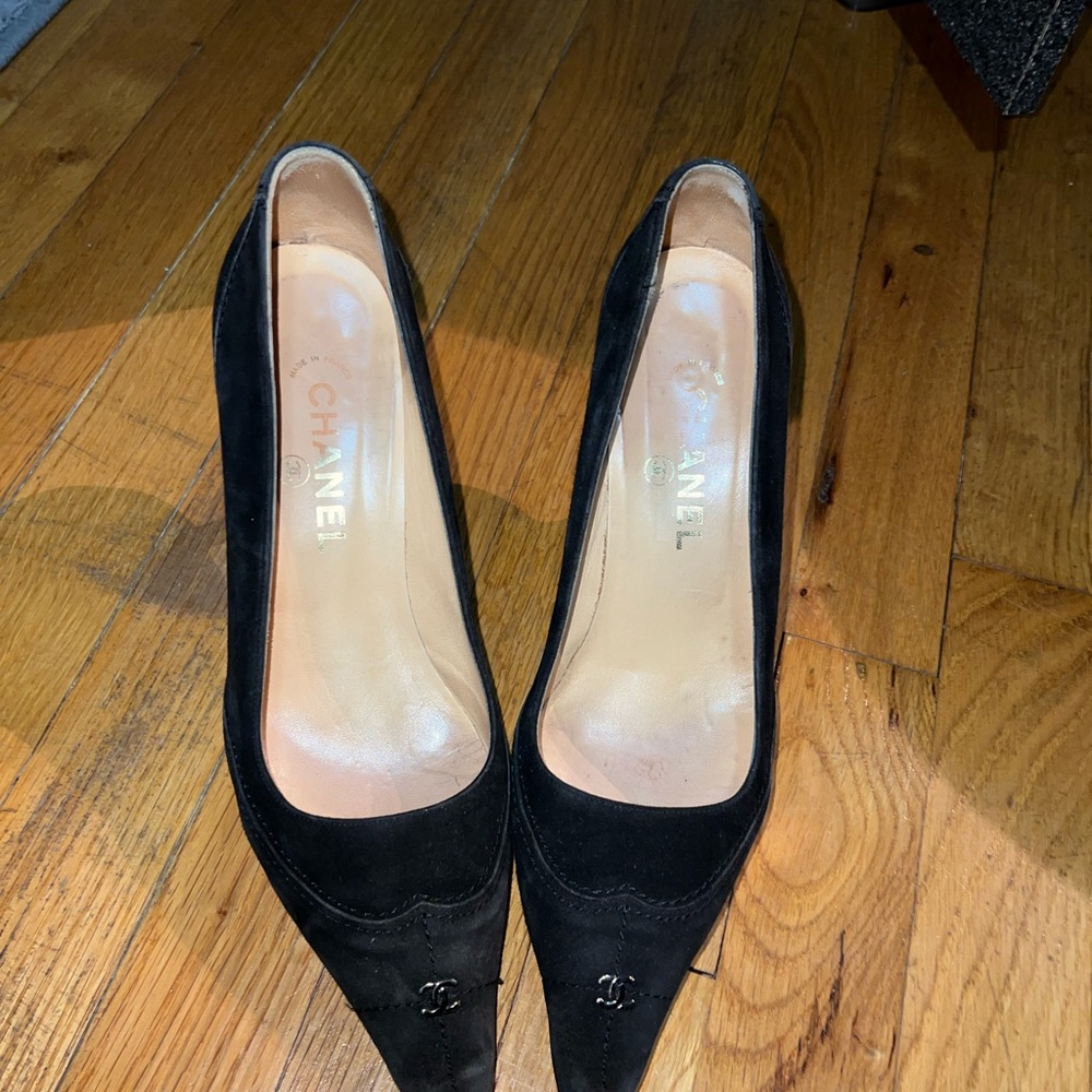 CHANEL Black Suede Heels